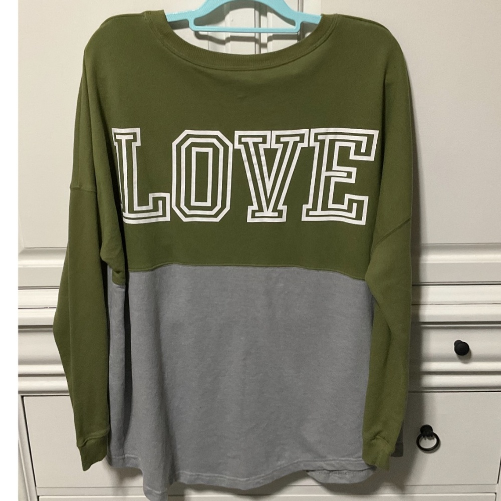 Just Be Love Sweatshirt Ladies 2X, green and gray, back side showing